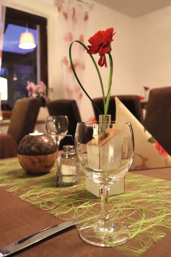 Hotel Feldmaus Olzheim Экстерьер фото